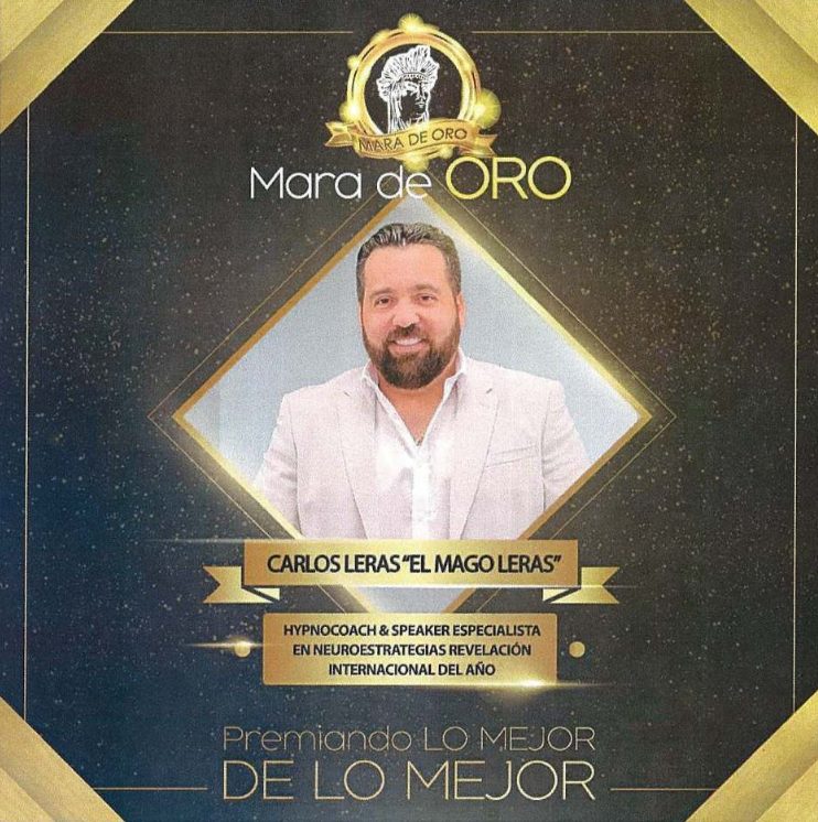 Mara de Oro 2023 award plaque with the photo of Carlos Leras
